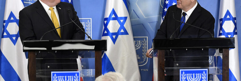 Mike Pompeo och Benjamin Netanyahu i april 2018, Tel Aviv. Foto: U.S. Embassy Tel Aviv. Licens: CC BY 2.0